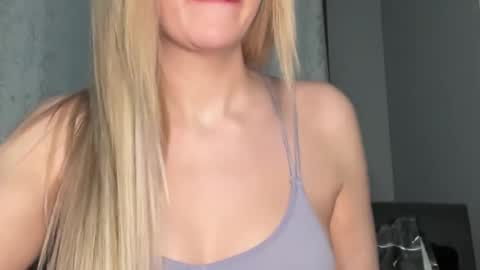 Snapshot of stellacummings chatting on February 2026 04:46:01 AM Stella Bella online show from February 2026 04:46:01 AM