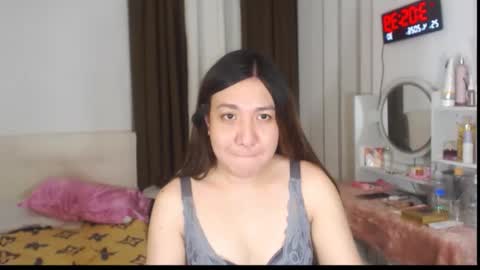 Stella online show from April 2026 07:05:02 PM