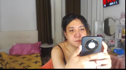 Snapshot of stellahugets chatting on May 2026 06:34:02 PM Stella online show from May 2026 06:34:02 PM