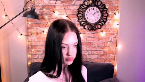 Stellary online show from December 2024 02:02:01 PM