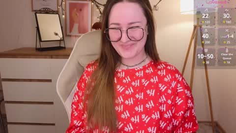 Emma online show from December 2024 09:17:02 PM