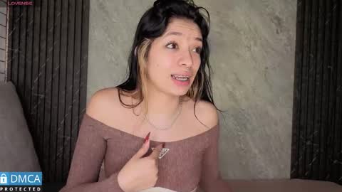 Stepha online show from November 2025 11:10:02 AM