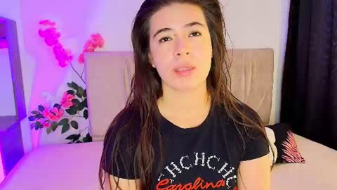 Snapshot of stepha_sweet chatting on July 2026 12:33:01 PM Emma online show from July 2026 12:33:01 PM