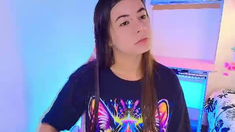 Snapshot of stepha_sweet chatting on July 2026 03:20:02 AM Emma online show from July 2026 03:20:02 AM