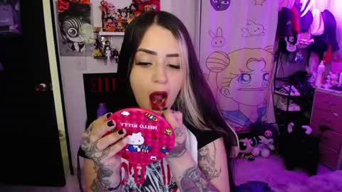 Snapshot of stephani_rousso chatting on July 2026 11:33:01 PM joha cosmo online show from July 2026 11:33:01 PM