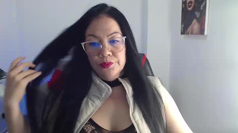 Stefania  online show from October 2025 11:16:02 PM