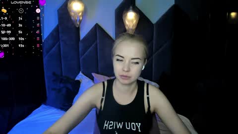 Snapshot of stephanie_sea chatting on January 2025 05:41:01 PM Stephanie Sea online show from January 2025 05:41:01 PM