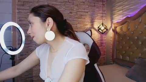 Stephaniesun  online show from April 2026 01:09:02 PM