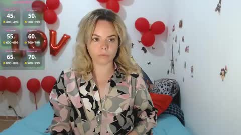 Stephanie   online show from April 2026 07:44:01 AM