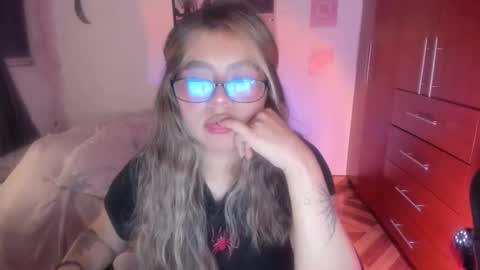 Stephanie  online show from March 2026 01:55:02 AM