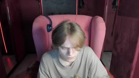 Snapshot of stephen_holt chatting on June 2026 10:59:01 PM Stephen online show from June 2026 10:59:01 PM