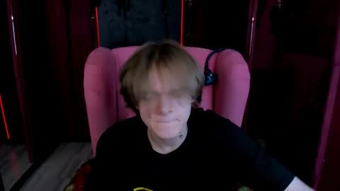 Snapshot of stephen_holt chatting on June 2026 02:54:01 PM Stephen online show from June 2026 02:54:01 PM