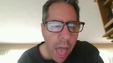 stephenhal9 online show from October 2025 03:44:01 PM