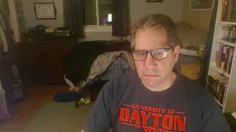 stephenhal9 online show from April 2026 03:28:02 AM