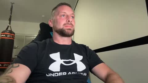 steve897819 online show from September 2025 01:27:01 AM