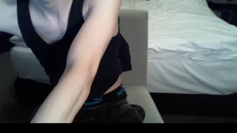 Snapshot of steve951995 chatting on January 2025 09:39:02 PM Steve online show from January 2025 09:39:02 PM