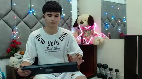 Snapshot of steve_hotman_ chatting on May 2026 04:04:02 PM Steve Hotman online show from May 2026 04:04:02 PM