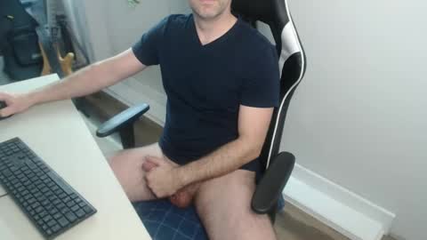 Snapshot of steve_oo8 chatting on February 2025 06:11:01 PM steve_oo8 online show from February 2025 06:11:01 PM