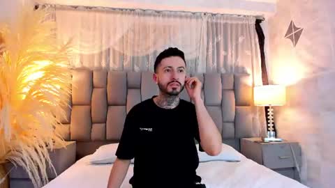 Snapshot of stevenandlaura_ chatting on July 2026 06:00:01 AM stevenandlaura_ online show from July 2026 06:00:01 AM