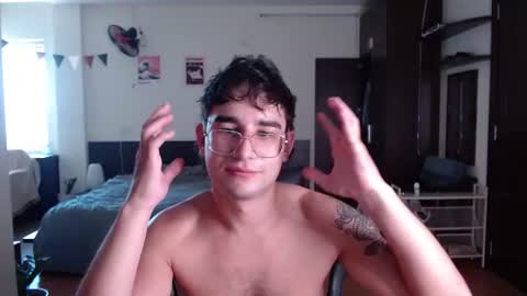 Snapshot of steveoceanbeanhuge chatting on June 2026 03:08:02 AM Alex online show from June 2026 03:08:02 AM