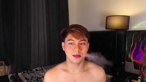 Snapshot of stevetwinktop chatting on October 2025 10:27:02 AM STEVE online show from October 2025 10:27:02 AM