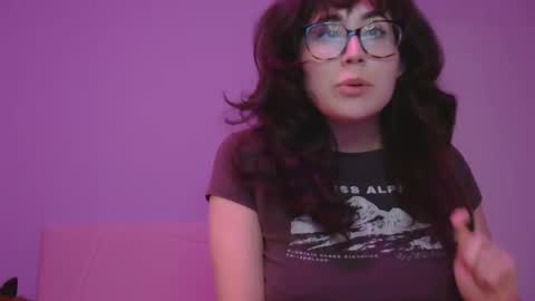 Stevie Steele online show from November 2025 04:51:02 AM