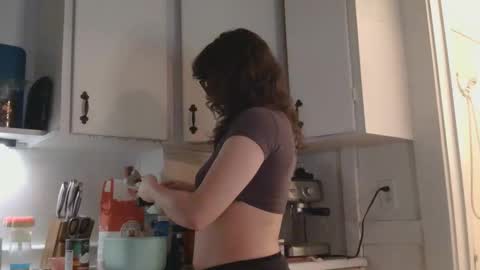 Stevie Steele online show from December 2025 01:02:02 AM