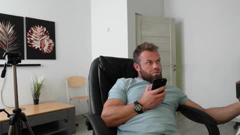 Stewart Barnz online show from March 2026 12:53:01 PM