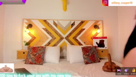 stifany cooper online show from December 2024 08:06:02 PM