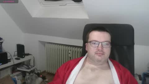 Oliver online show from December 2025 07:20:02 PM