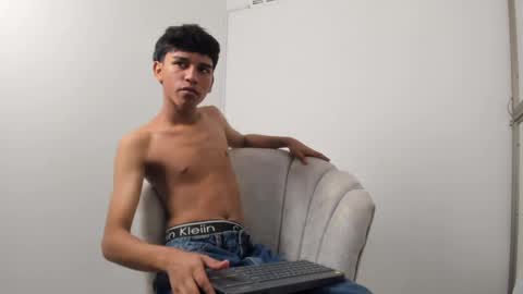 Snapshot of stiven_cum2 chatting on June 2026 08:31:02 PM stiven_cum2 online show from June 2026 08:31:02 PM