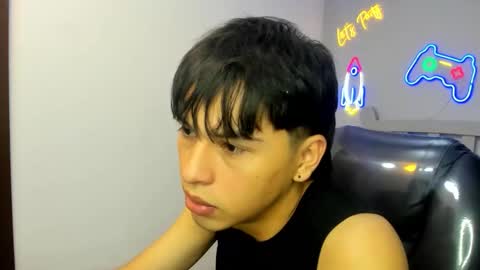 Snapshot of stiwentwink chatting on October 2025 07:24:01 PM Stiwen online show from October 2025 07:24:01 PM