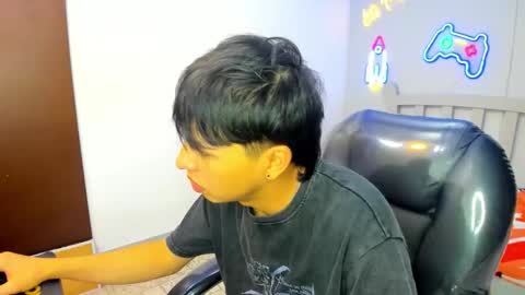 Snapshot of stiwentwink chatting on October 2025 03:14:01 PM Stiwen online show from October 2025 03:14:01 PM