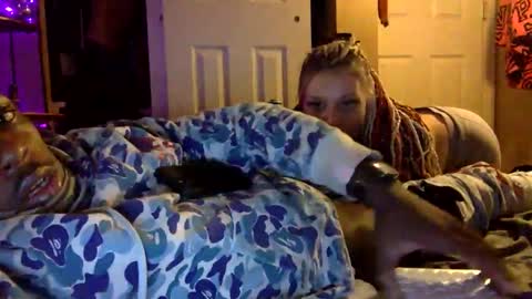 stl_puhcz_glob3r online show from December 2025 11:45:01 PM