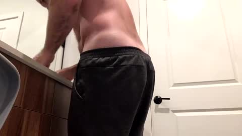 stlhotwifeguy online show from December 2024 04:32:02 PM