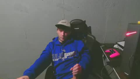 Snapshot of stonedpanda77 chatting on January 2025 05:00:02 AM stonedpanda77 online show from January 2025 05:00:02 AM