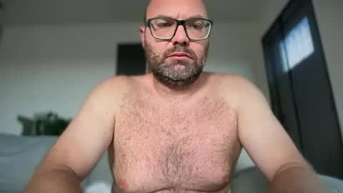 stoney8inches online show from June 2026 12:19:01 PM