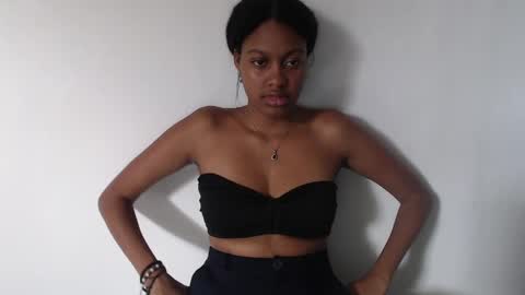 Sweety Stormi  online show from May 2026 07:00:02 PM