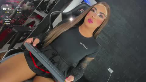 Snapshot of stormilawa_ chatting on June 2026 12:09:01 PM vals online show from June 2026 12:09:01 PM