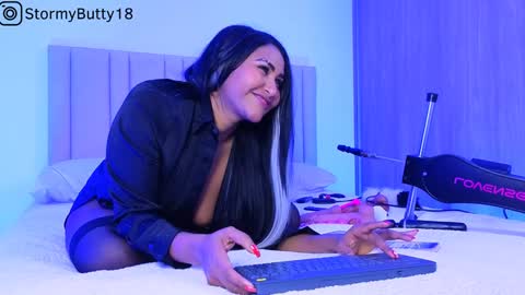   online show from January 2025 03:14:01 AM