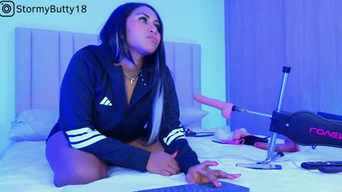   online show from January 2025 02:03:02 AM