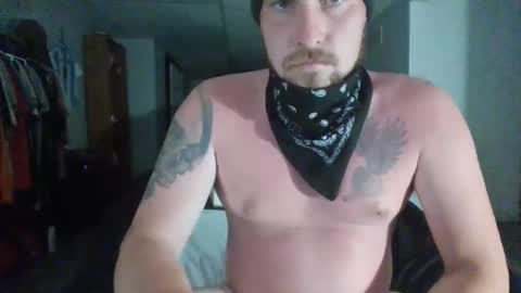Snapshot of stout0818 chatting on June 2026 02:23:01 AM stout0818 online show from June 2026 02:23:01 AM