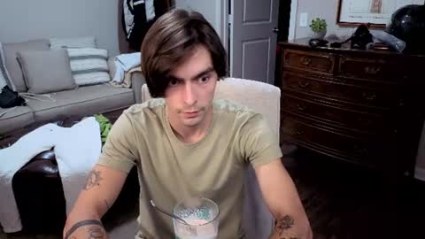 str8whiteboy21 online show from July 2026 06:21:02 AM