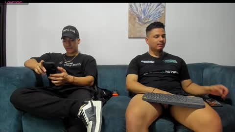 Snapshot of straight__friends chatting on November 2025 02:16:02 PM straight__friends online show from November 2025 02:16:02 PM