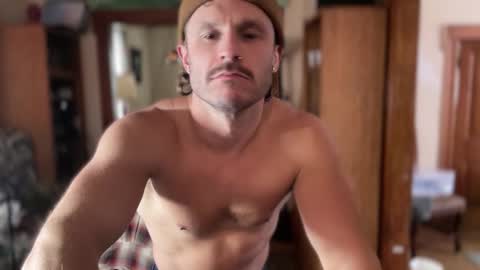 Cowboy Zuhly online show from December 2025 08:58:01 PM