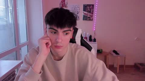 Ray online show from January 2025 01:24:01 PM