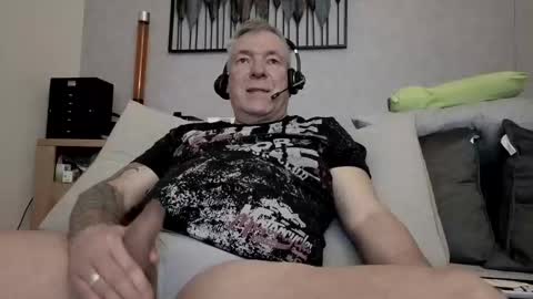 Snapshot of stranger1966 chatting on April 2026 09:02:02 PM Stranger online show from April 2026 09:02:02 PM