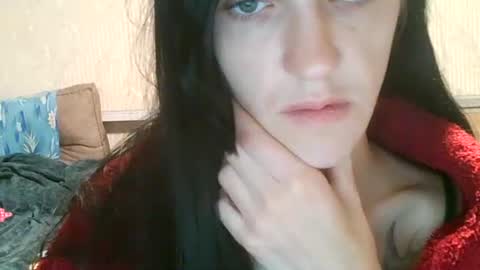 Snapshot of strawberry_storm chatting on September 2025 09:41:02 PM Strawberry Storm online show from September 2025 09:41:02 PM