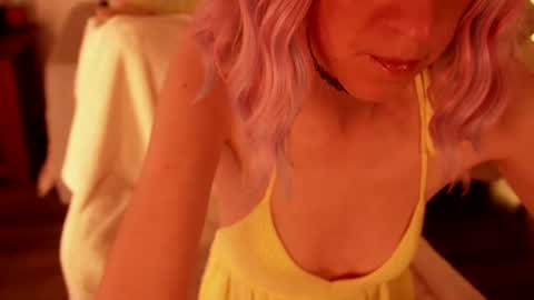 Strawberry Emma online show from July 2026 09:32:01 PM