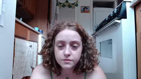 Snapshot of strawberrylotsacake chatting on May 2026 04:23:02 PM Strawberrylotsacake online show from May 2026 04:23:02 PM